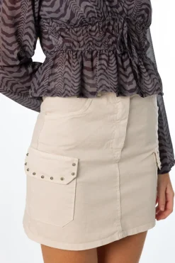 Mini Falda Cargo Tachuelas Beige